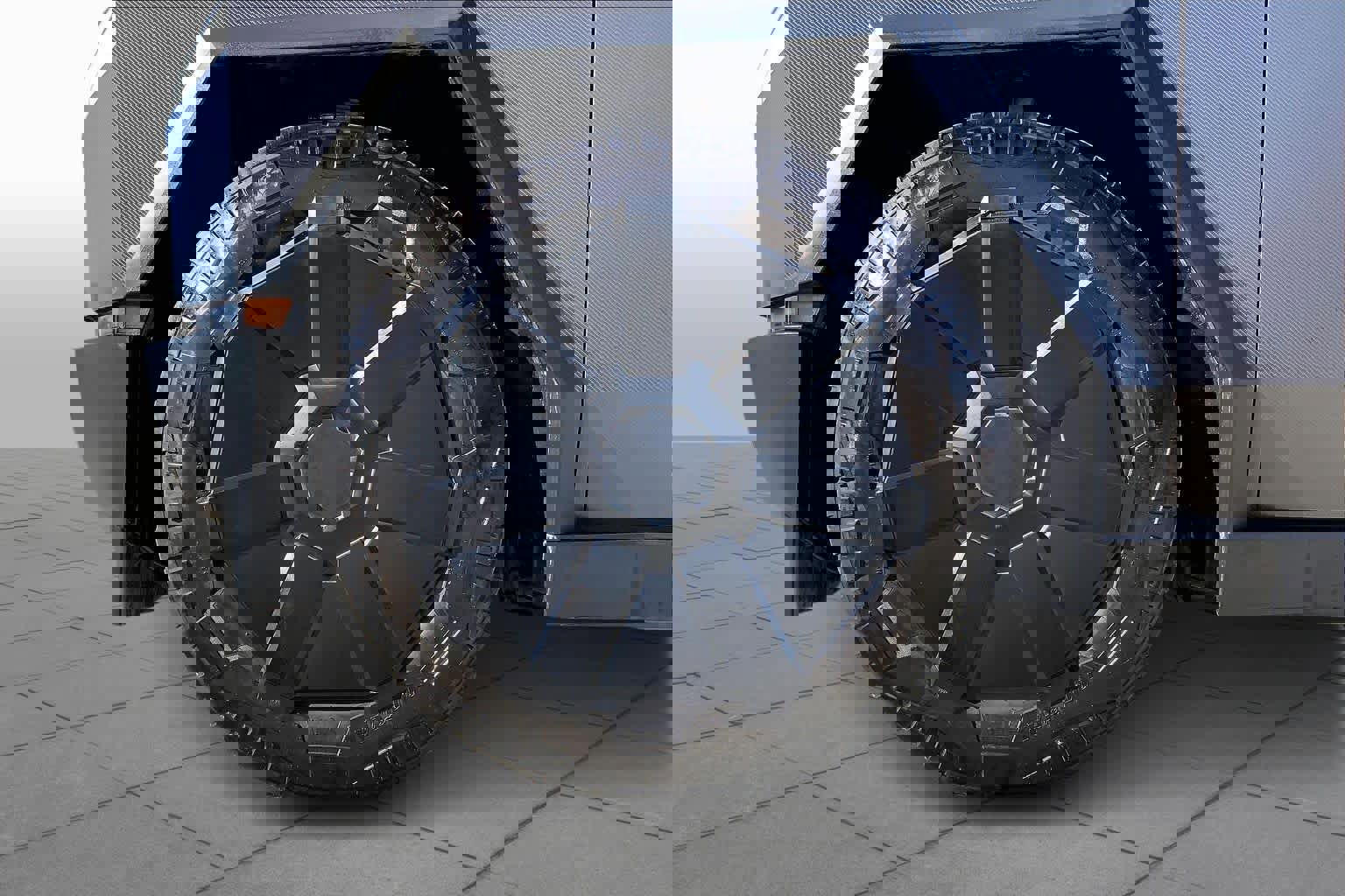 Used 2024 Tesla Cybertruck AWD Crew Cab image 9