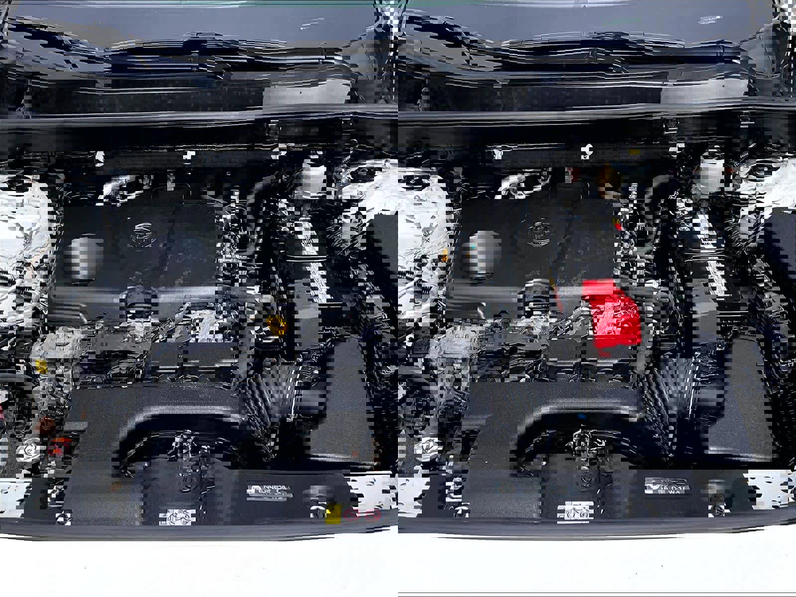 Used 2019 Toyota RAV4 LE image 29