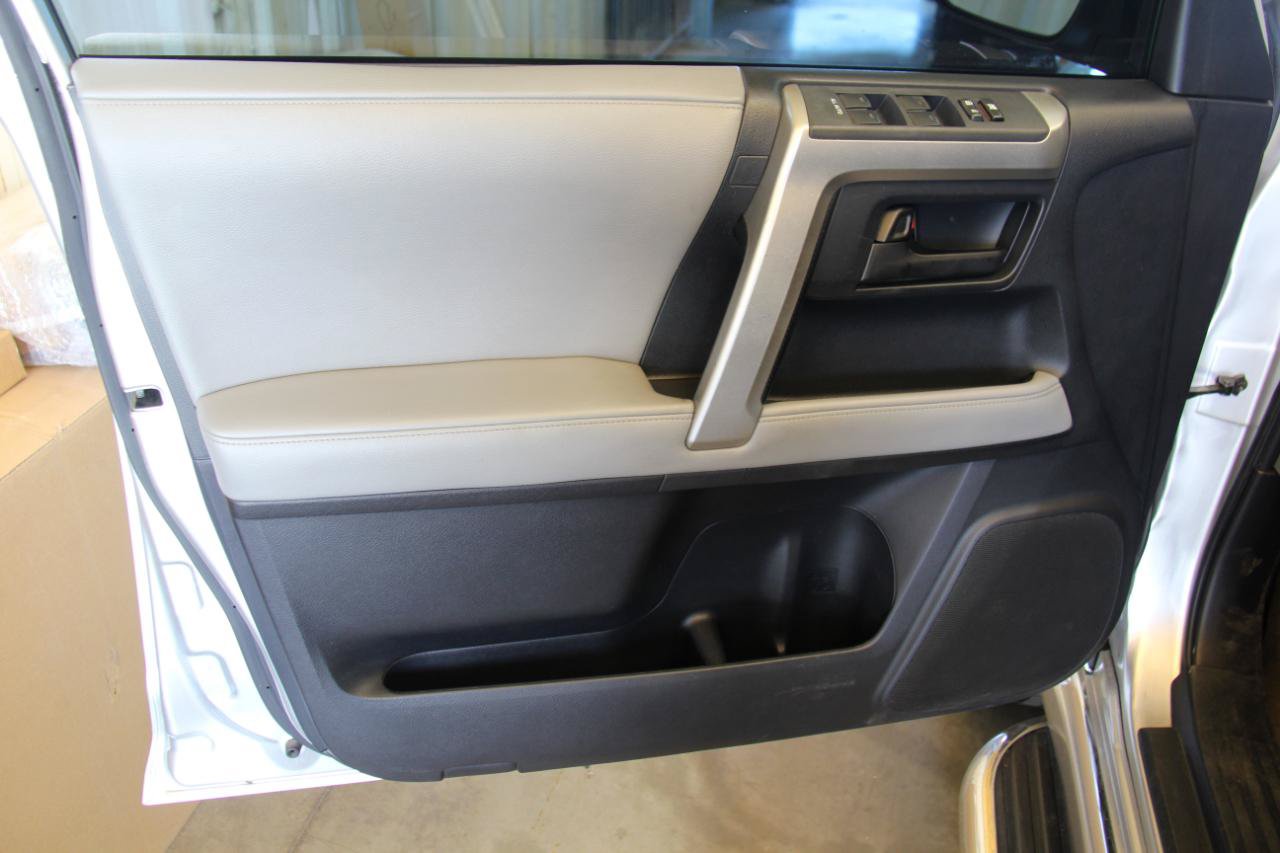 Used 2010 Toyota 4Runner SR5 RWD image 19
