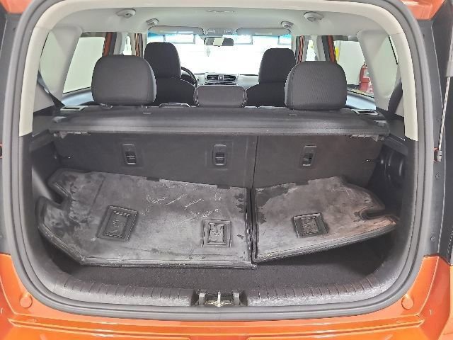 Used 2018 Kia Soul + FWD image 32