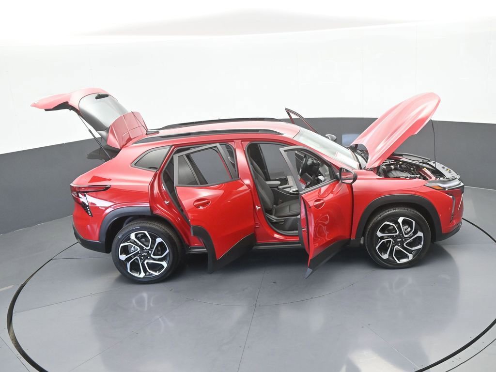 Used 2026 Chevrolet Trax RS image 65