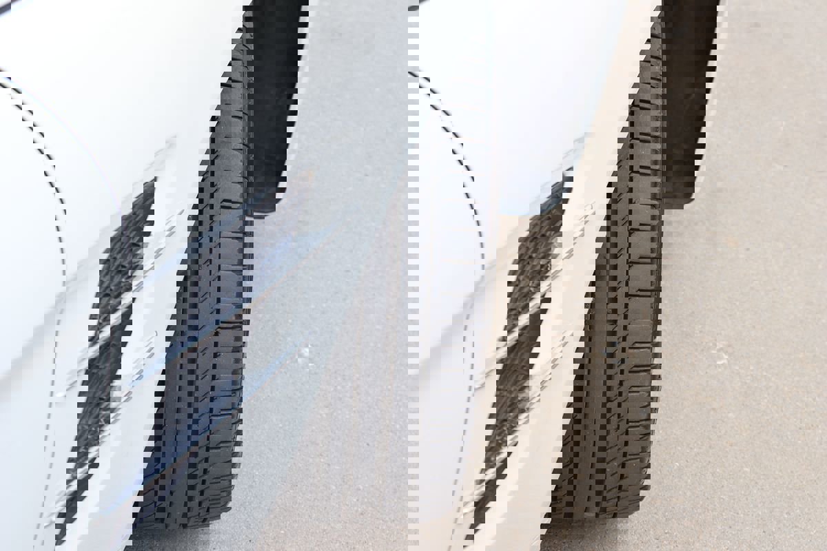 Used 2017 Mercedes-Benz SL 550 w/ Driver Assistance Package image 52