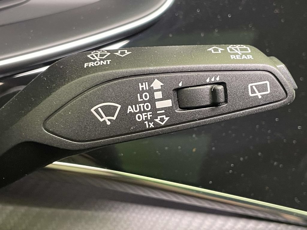 New 2026 Audi SQ8 Prestige AWD/4WD image 43