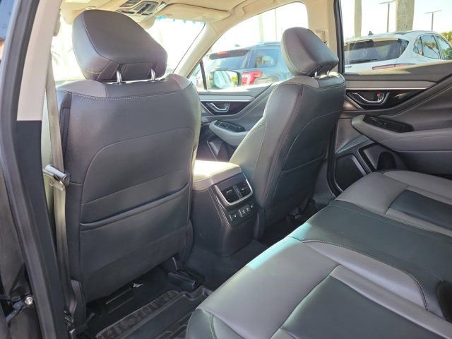 Used 2020 Subaru Outback Onyx Edition XT w/ Popular Package #2 image 13