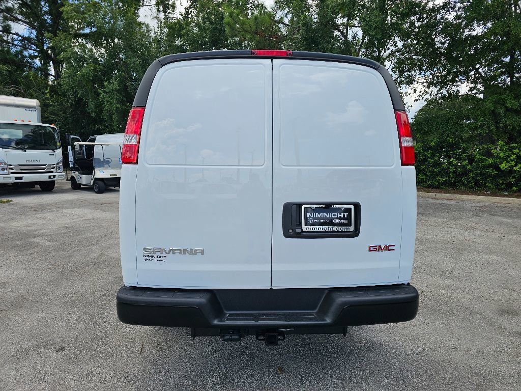 New 2025 GMC Savana 2500 w/ Driver Convenience Package RWD image 4
