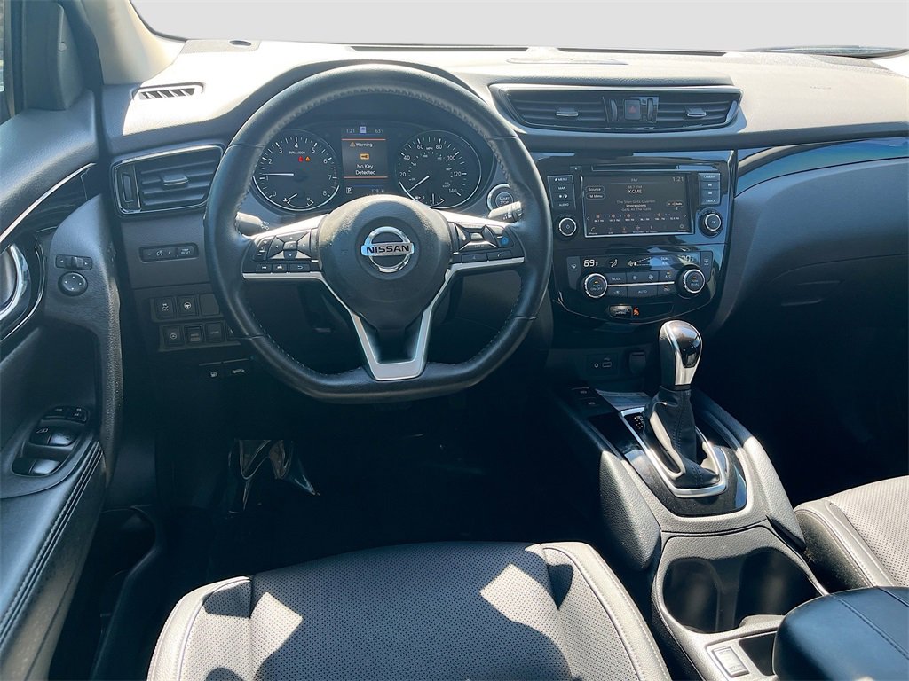 Used 2022 Nissan Rogue Sport SL w/ Premium Package image 21