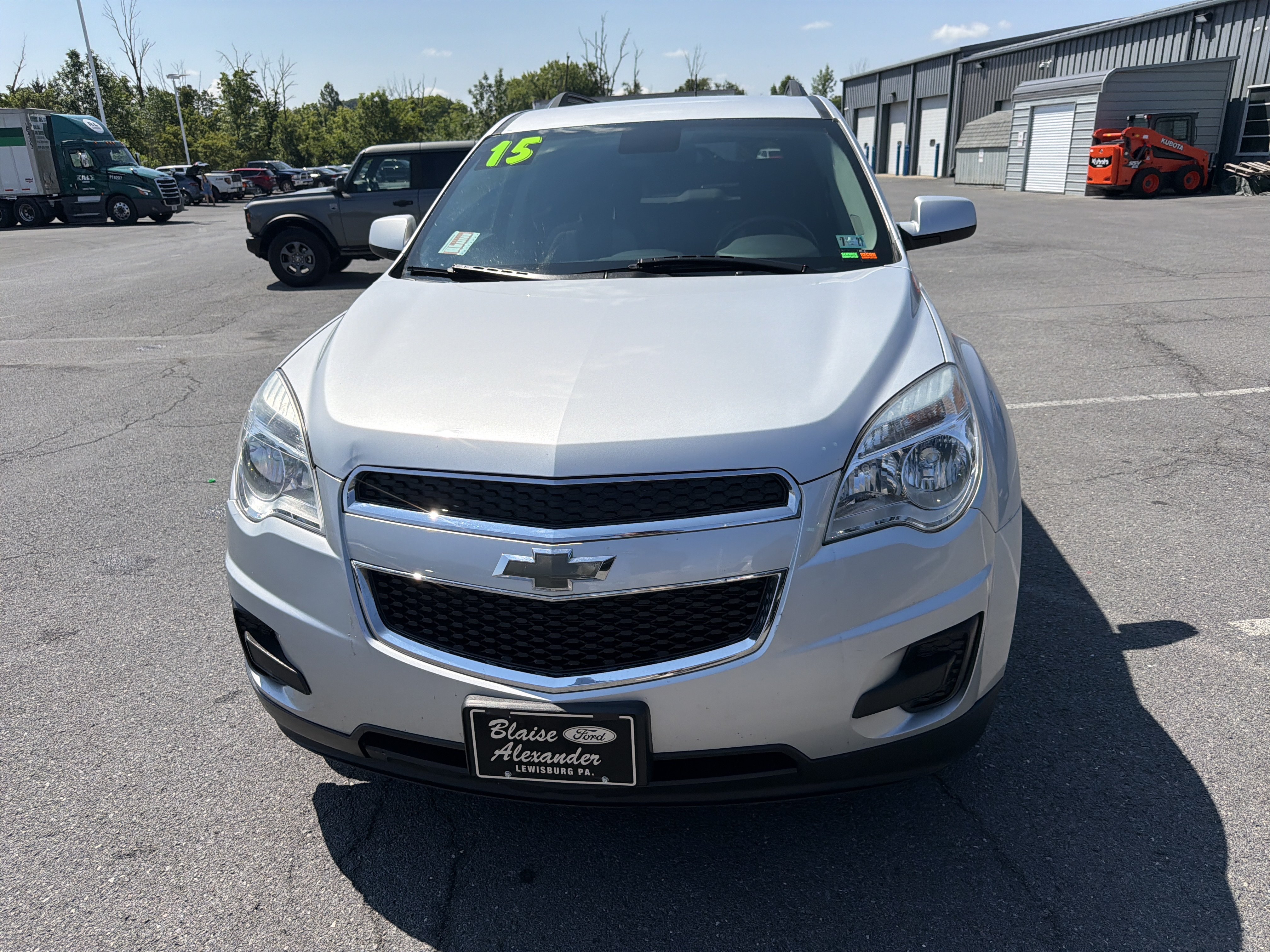 Used 2015 Chevrolet Equinox LT w/ Driver Convenience Package AWD/4WD image 9