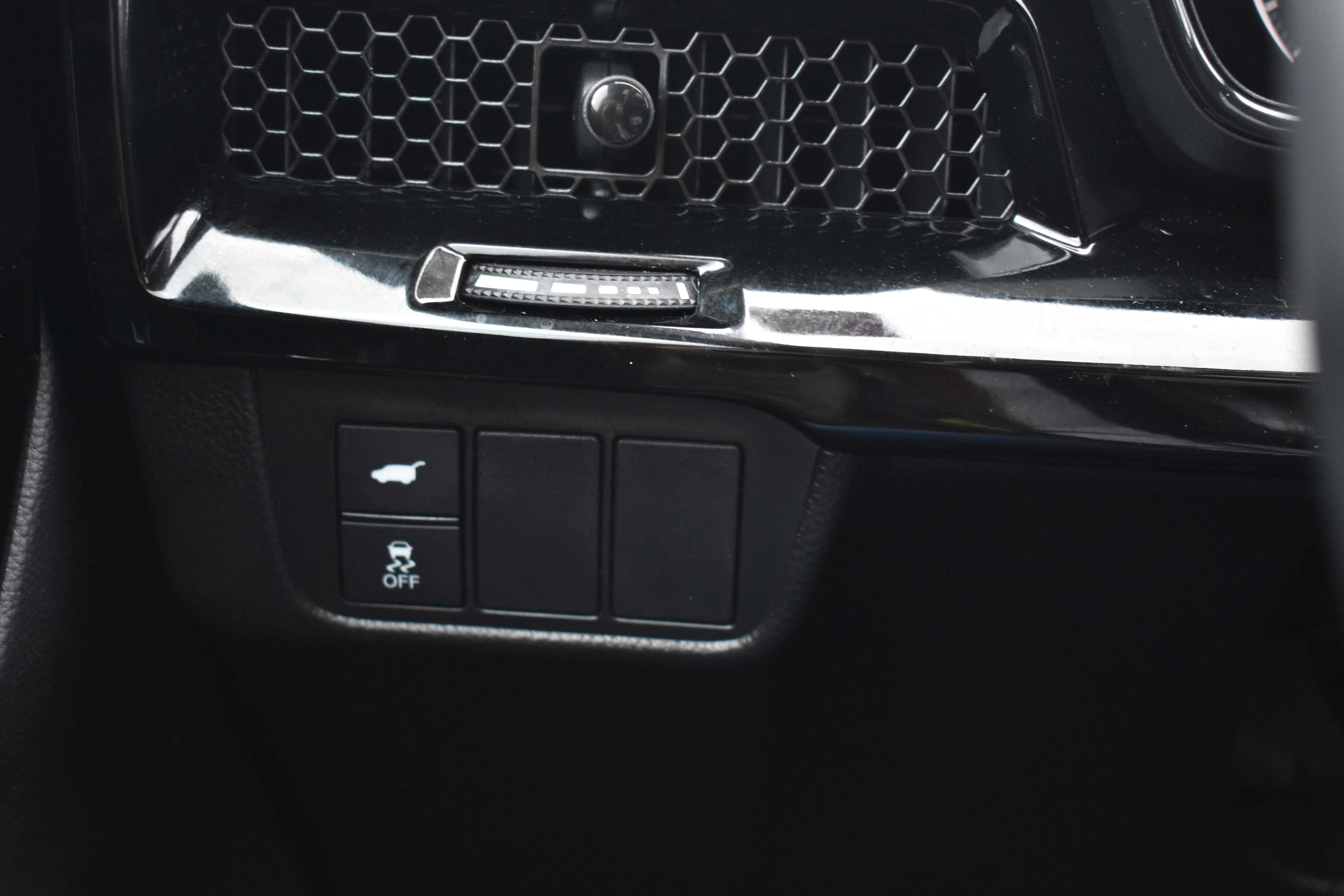 Certified 2025 Honda CR-V EX-L image 16