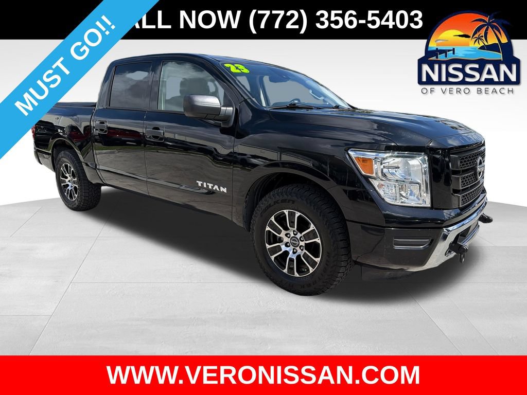 Used 2023 Nissan Titan SV RWD image 1