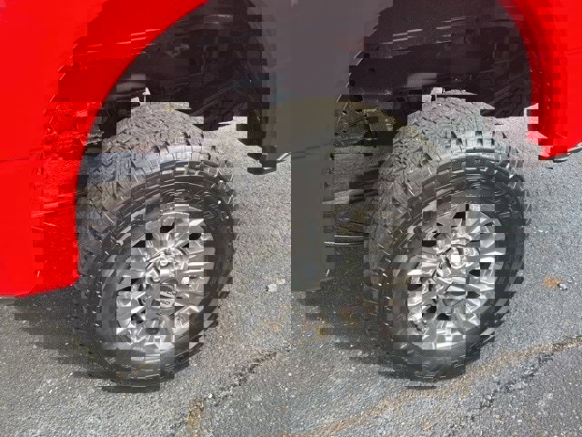 Used 2018 Ford F250 Lariat w/ Chrome Package image 8