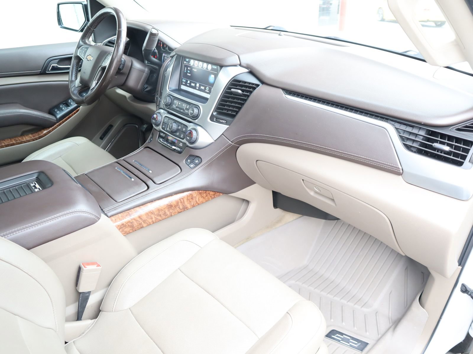 Used 2019 Chevrolet Suburban Premier AWD/4WD image 54