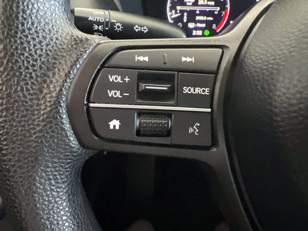 Used 2025 Honda HR-V LX image 42