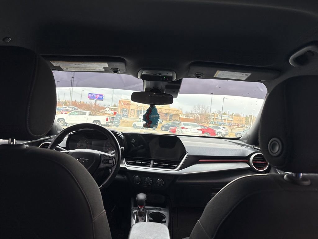 Used 2024 Chevrolet Trax RS w/ Driver Confidence Package image 28