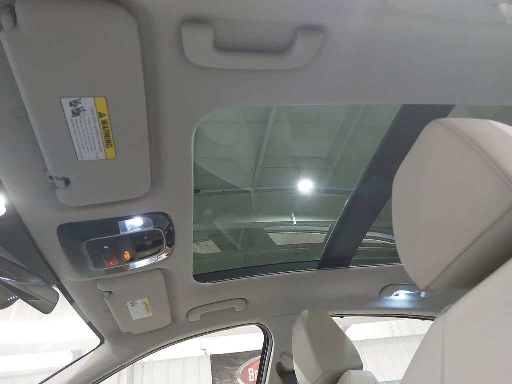 Certified 2025 Hyundai Sonata Limited image 31