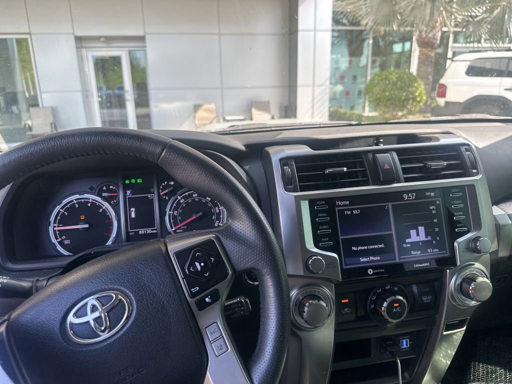 Used 2022 Toyota 4Runner TRD Sport w/ Technology Package AWD/4WD image 8