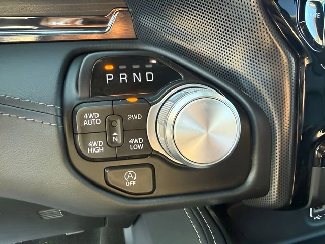 Used 2023 RAM 1500 Limited w/ Body Color Bumper Group image 28