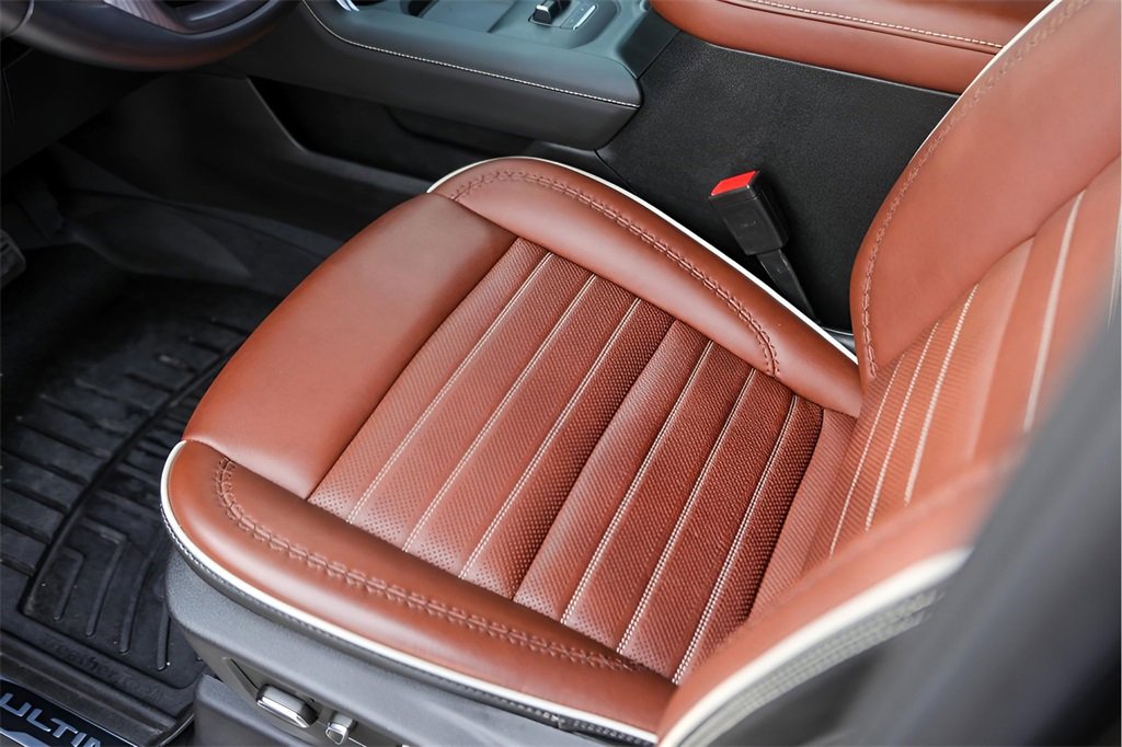 Used 2024 GMC Sierra 3500 Denali Ultimate image 10