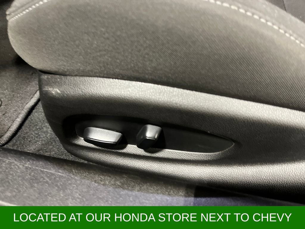 Used 2021 Chevrolet Camaro LT w/ RS Package image 13