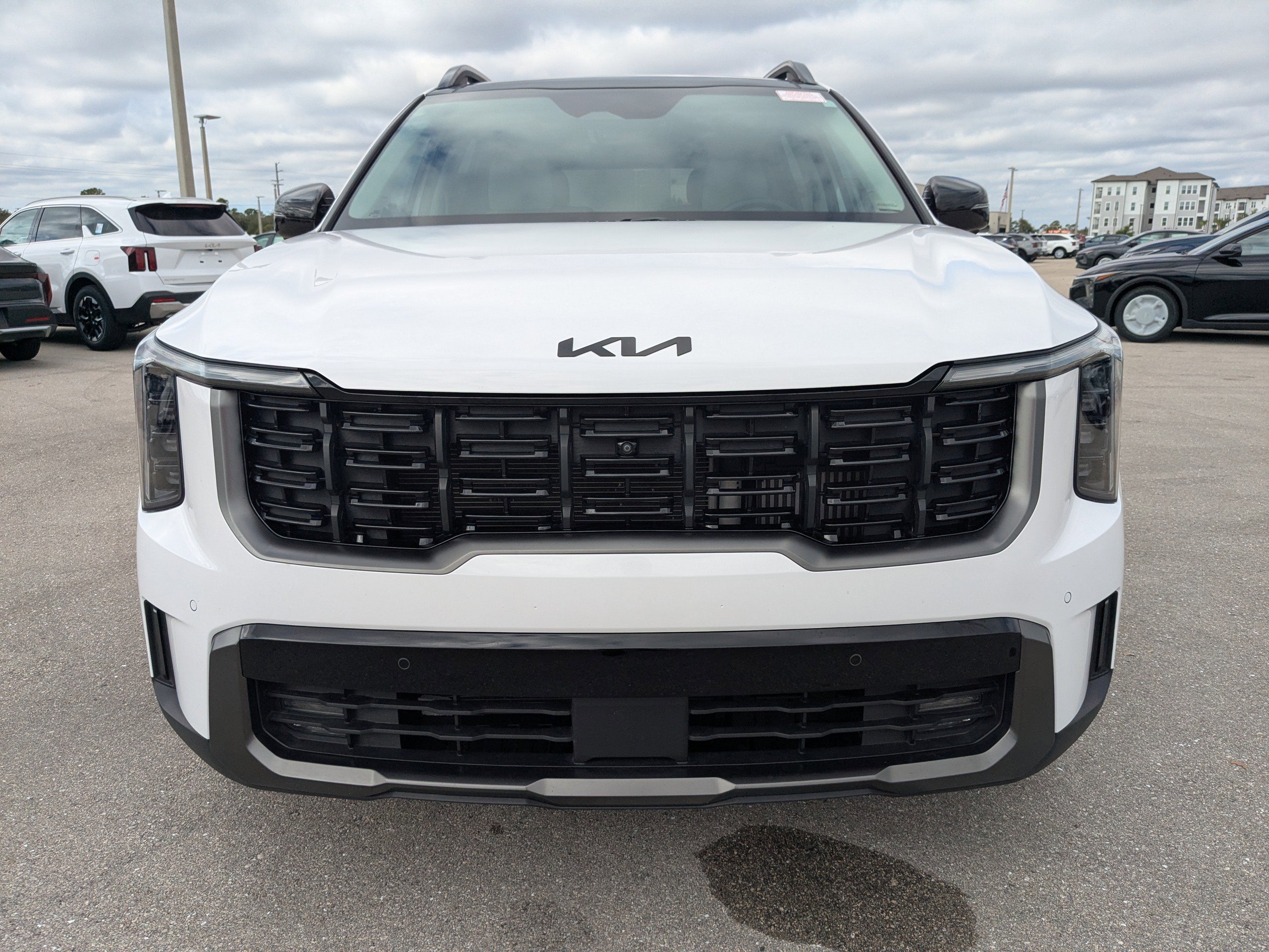 Certified 2025 Kia Sorento SX image 3