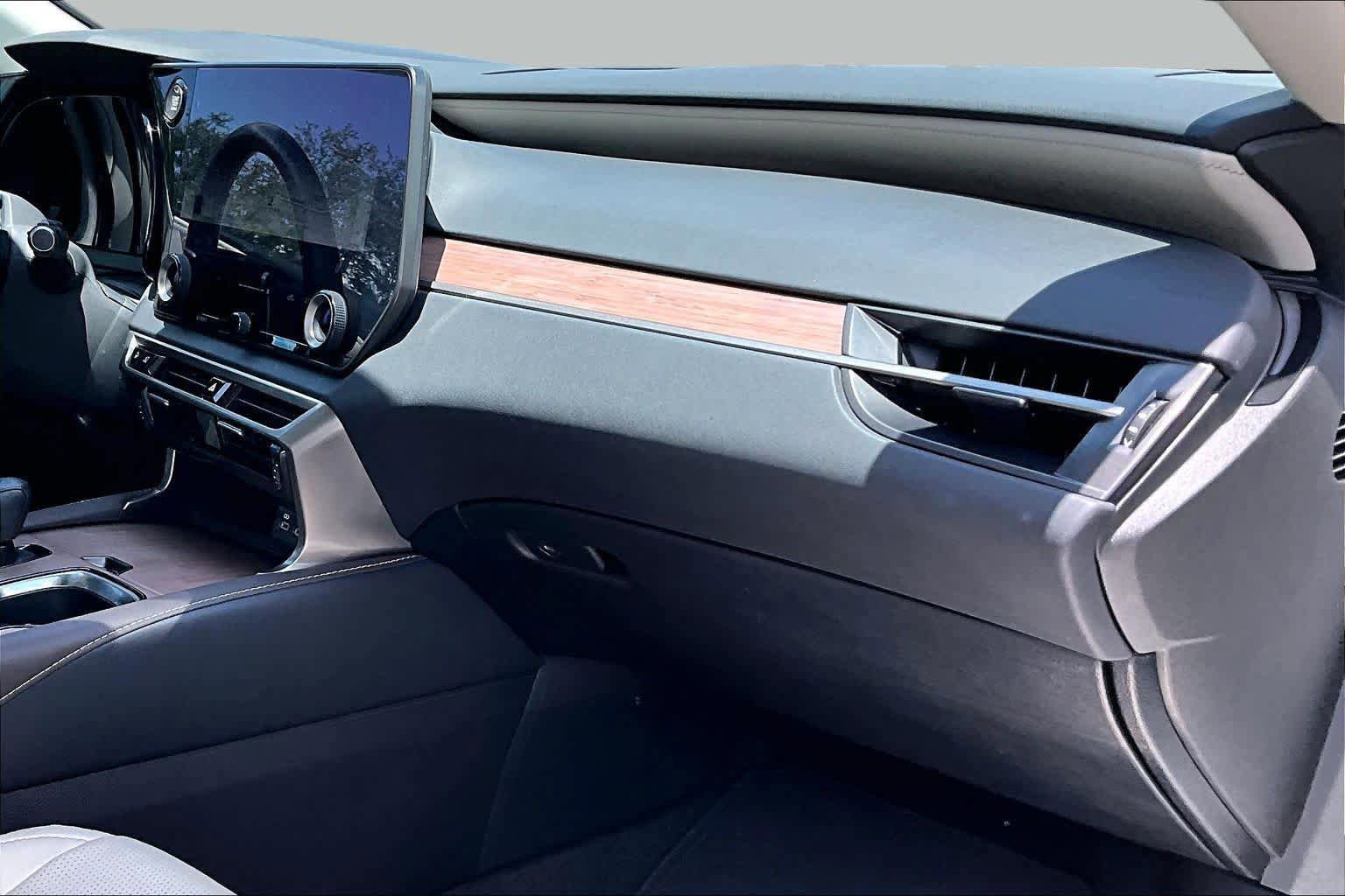 Used 2024 Lexus RX 350 Premium Plus w/ Convenience Package FWD image 19