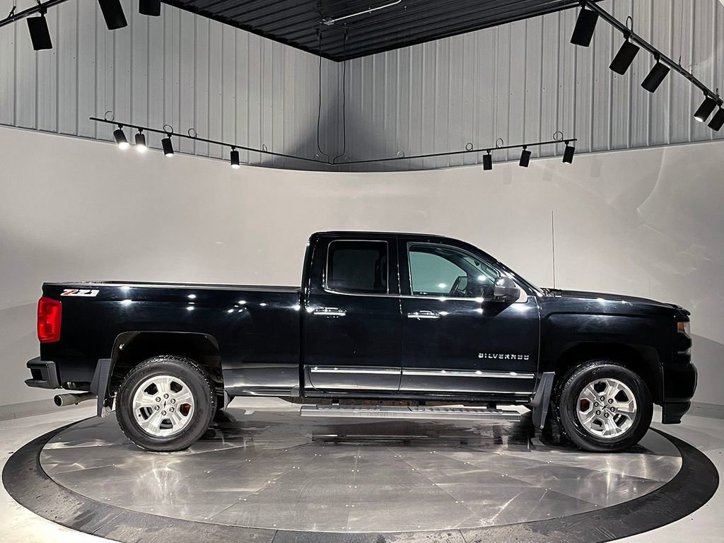 Used 2016 Chevrolet Silverado 1500 LTZ Z71 w/ LTZ Plus Package image 10