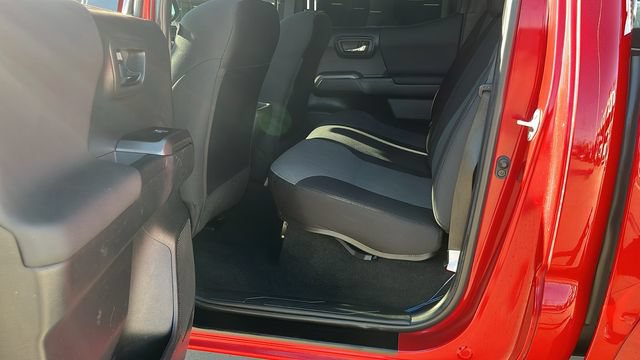 Used 2023 Toyota Tacoma TRD Sport AWD/4WD image 20