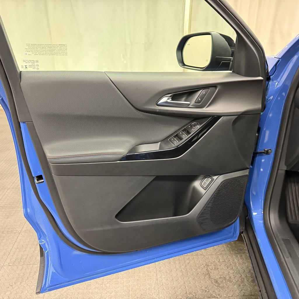 New 2026 Chevrolet Equinox RS w/ LPO, Floor Liner Package image 25