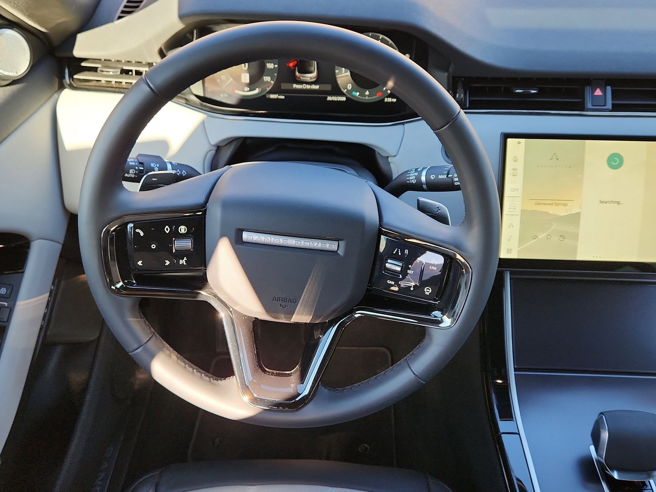 Used 2026 Land Rover Range Rover Evoque Dynamic SE image 14