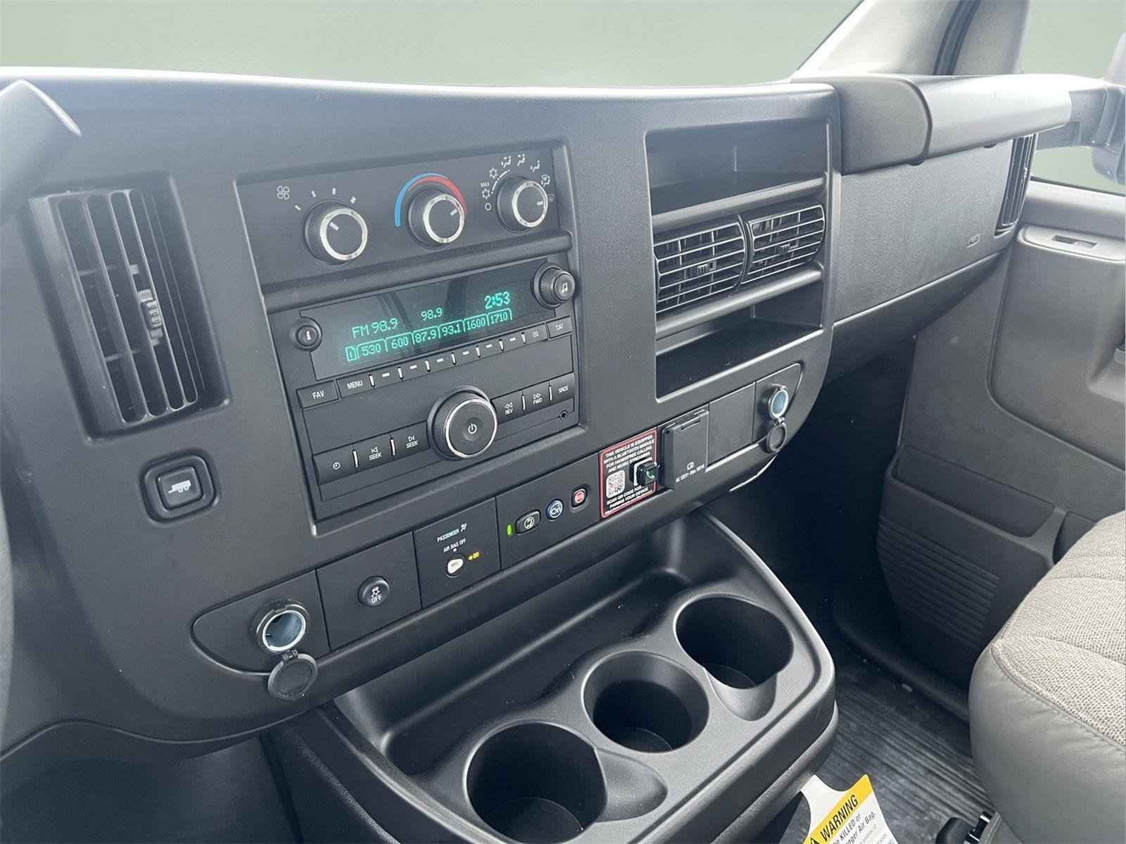 New 2026 Chevrolet Express 3500 w/ Power Convenience Package RWD image 15