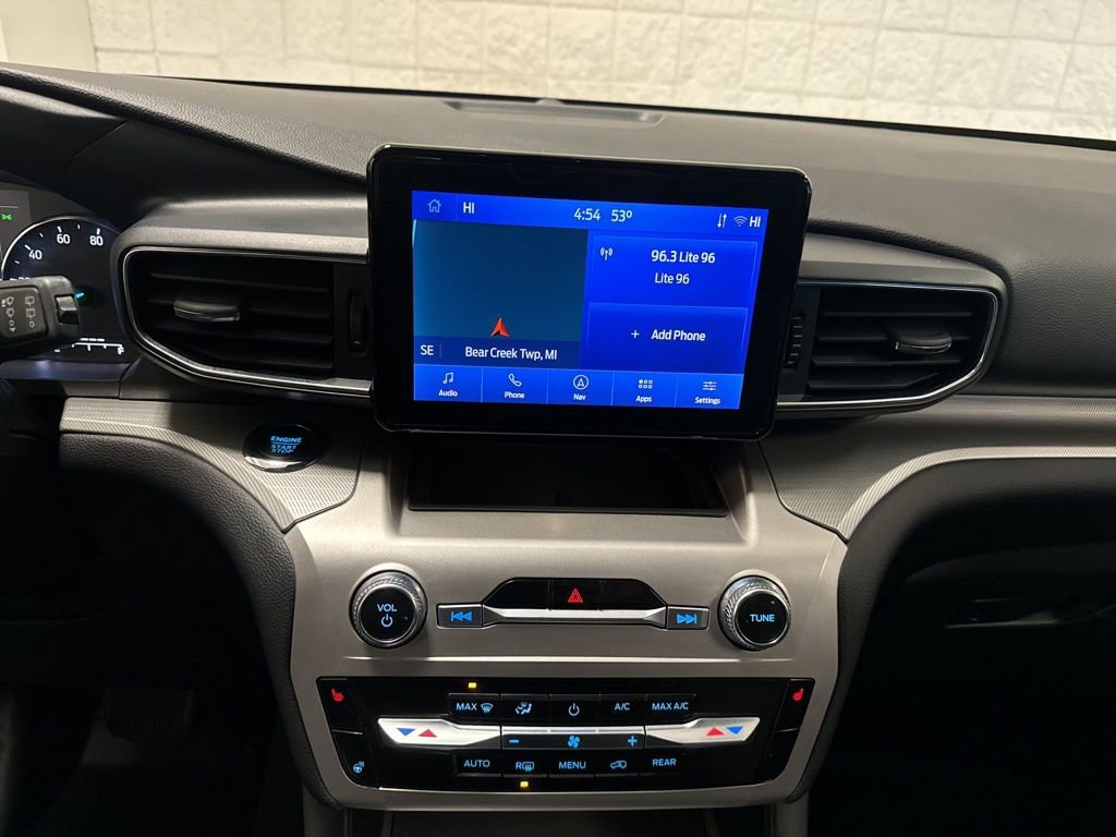 Used 2022 Ford Explorer XLT w/ Equipment Group 202A image 25