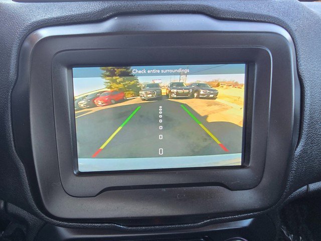 Used 2020 Jeep Renegade Latitude image 19