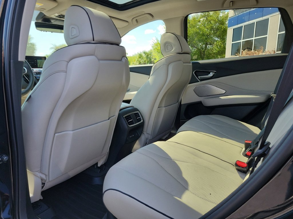 New 2026 Acura RDX w/ Advance Package AWD/4WD image 13