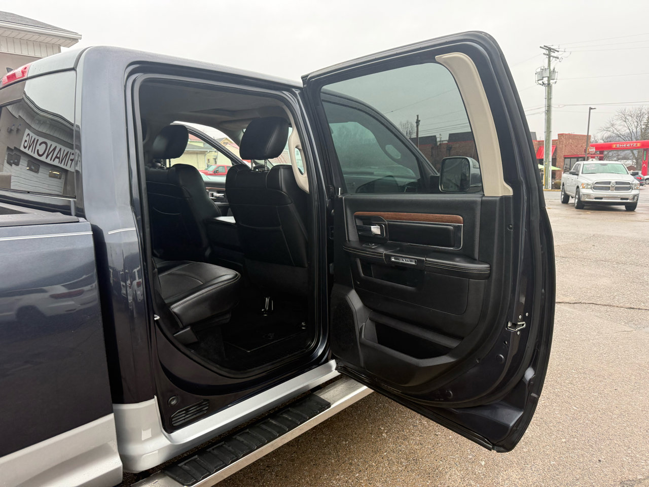 Used 2013 RAM 1500 Laramie w/ Convenience Group image 48