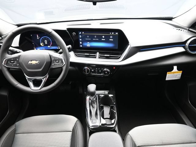 New 2026 Chevrolet Trax LT w/ Driver Confidence Package FWD image 19