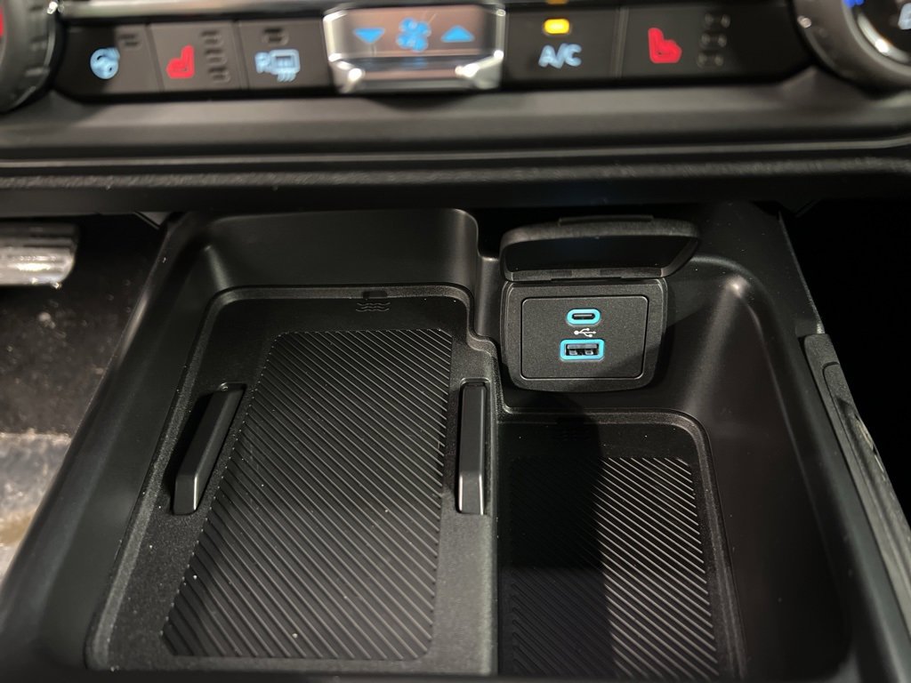 New 2025 Ford Bronco Outer Banks image 14