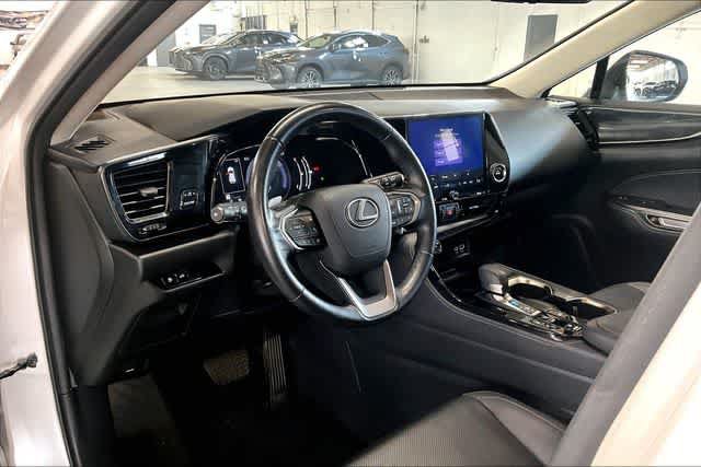 Certified 2022 Lexus NX 350h AWD w/ Towing Package (2000 Lbs) image 17