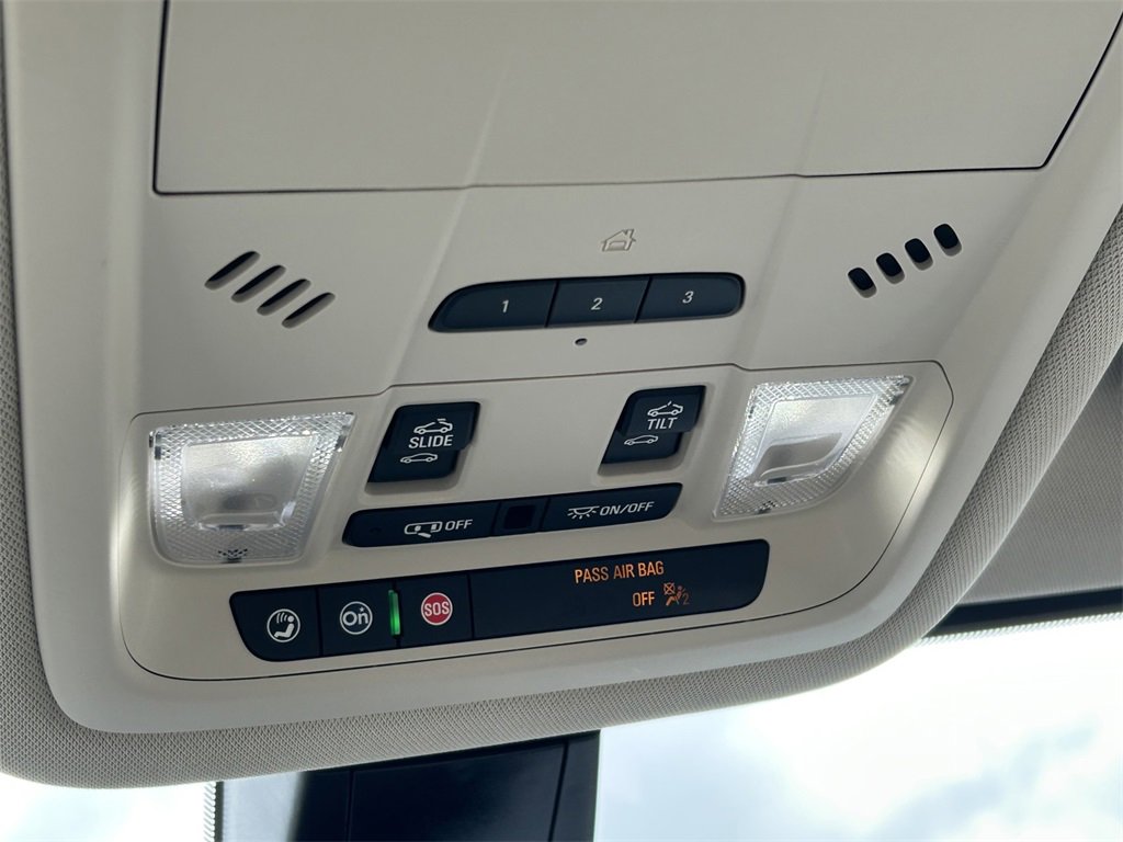 Used 2023 GMC Acadia Denali w/ Denali Ultimate Package image 21