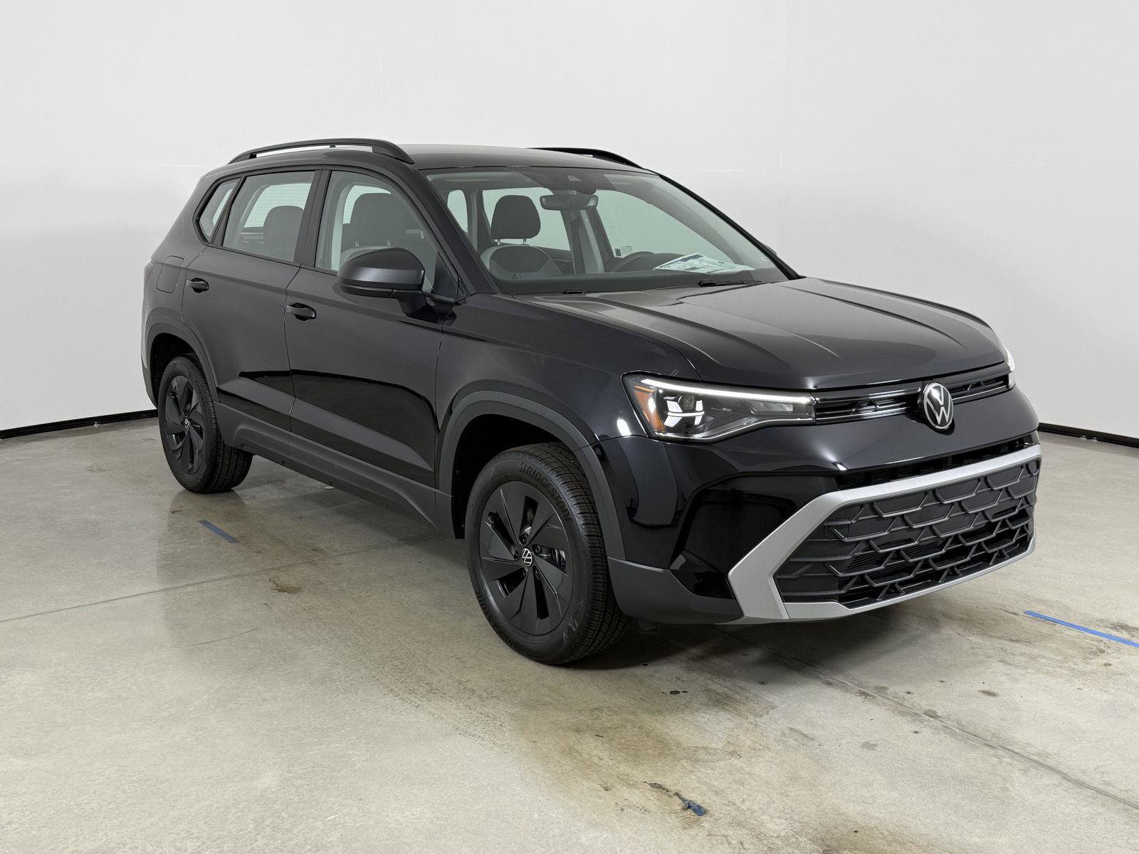 New 2027 Volkswagen Taos S FWD image 3