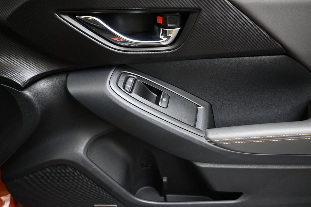 Certified 2024 Subaru Crosstrek 2.5i Limited w/ Crosstrek Mirror Package AWD/4WD image 11