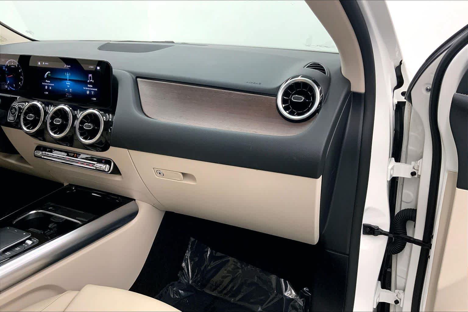 Certified 2022 Mercedes-Benz GLA 250 image 27