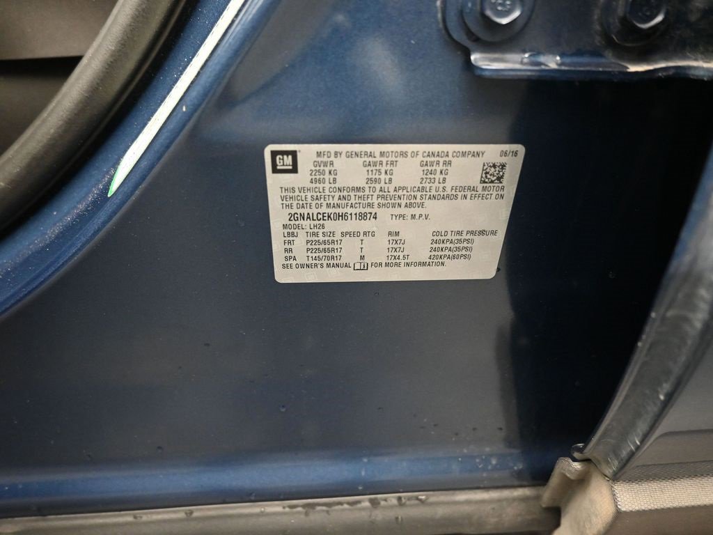 Used 2017 Chevrolet Equinox LT w/ Convenience Package image 19