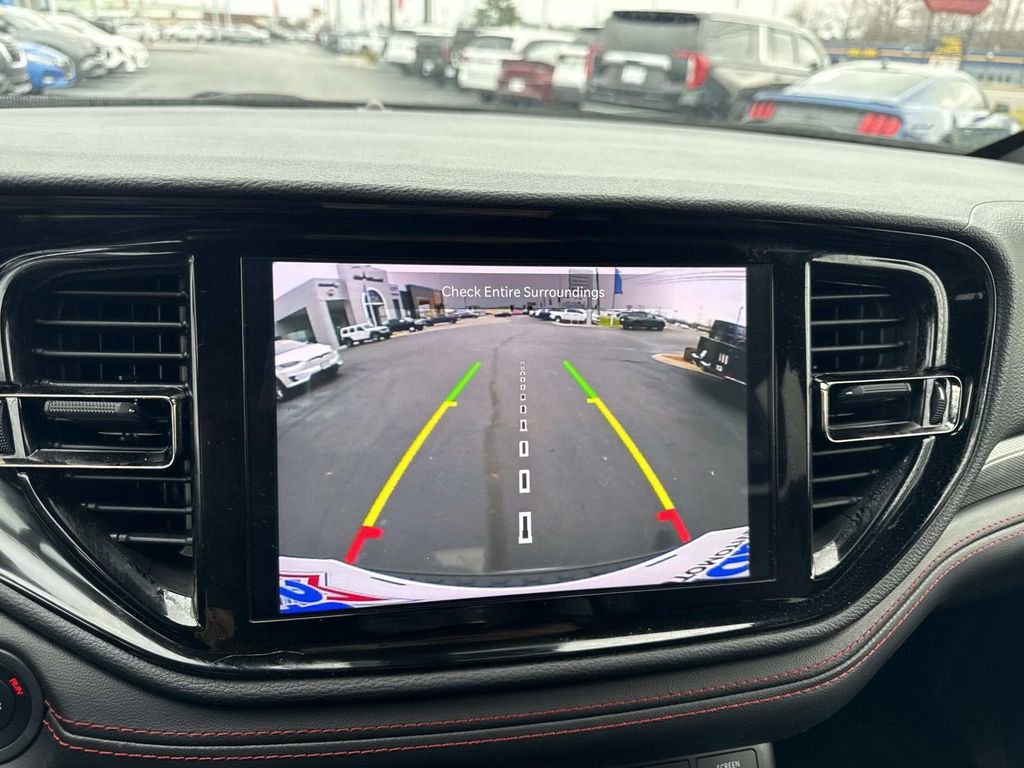 Used 2024 Dodge Durango GT image 28