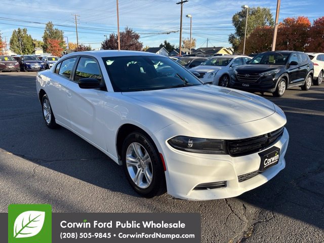 Used 2023 Dodge Charger SXT RWD image 3