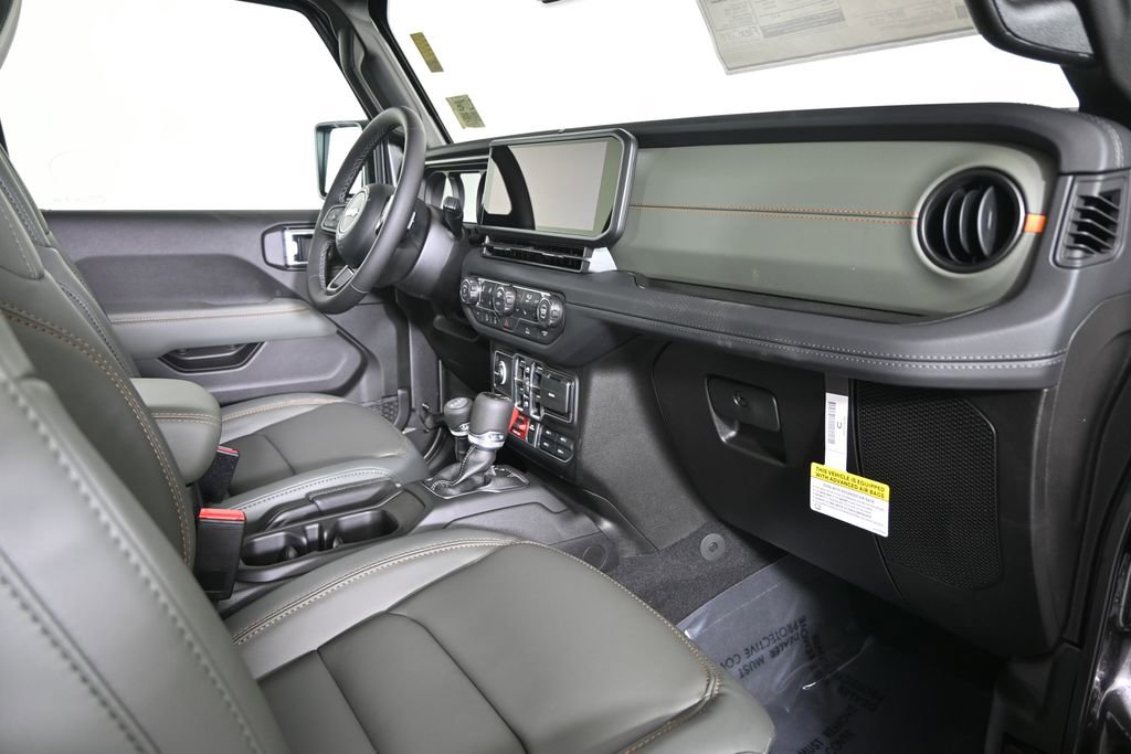 New 2026 Jeep Gladiator Mojave AWD/4WD image 17