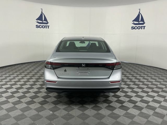 Certified 2024 Honda Accord LX image 5