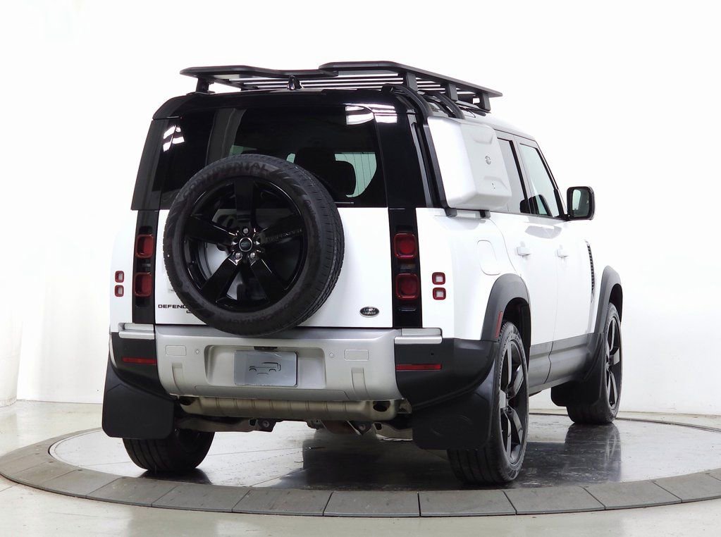 Certified 2023 Land Rover Defender 110 SE AWD/4WD image 8