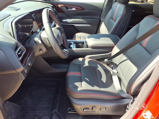 New 2027 Chevrolet Traverse RS w/ LPO, Floor Liner Package FWD image 12