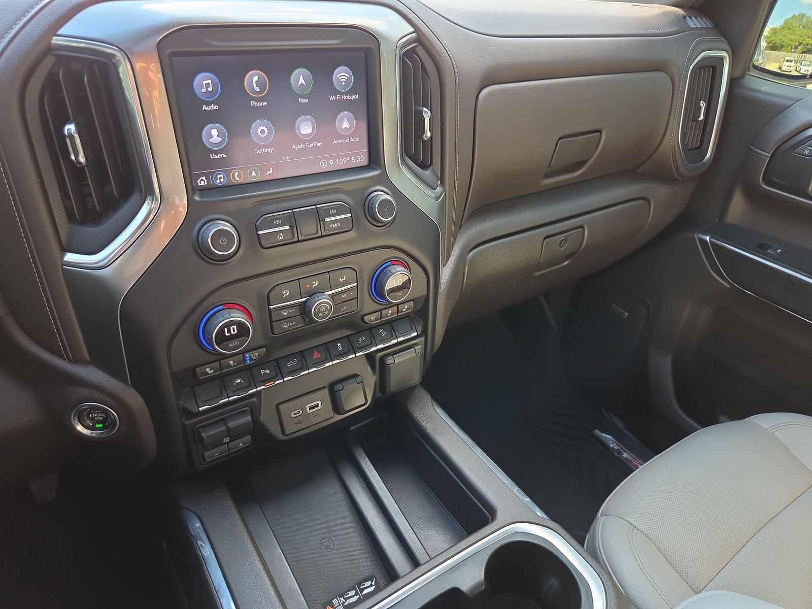 Used 2022 Chevrolet Silverado 1500 LTZ w/ LTZ Premium Package AWD/4WD image 13