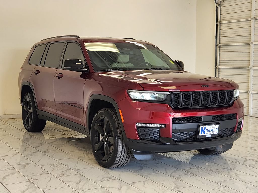 Used 2025 Jeep Grand Cherokee L Limited w/ Black Appearance Package RWD image 3