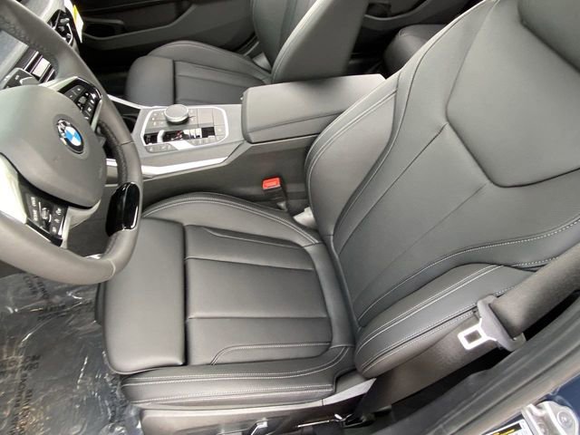Used 2025 BMW 330i xDrive Sedan w/ Premium Package image 20